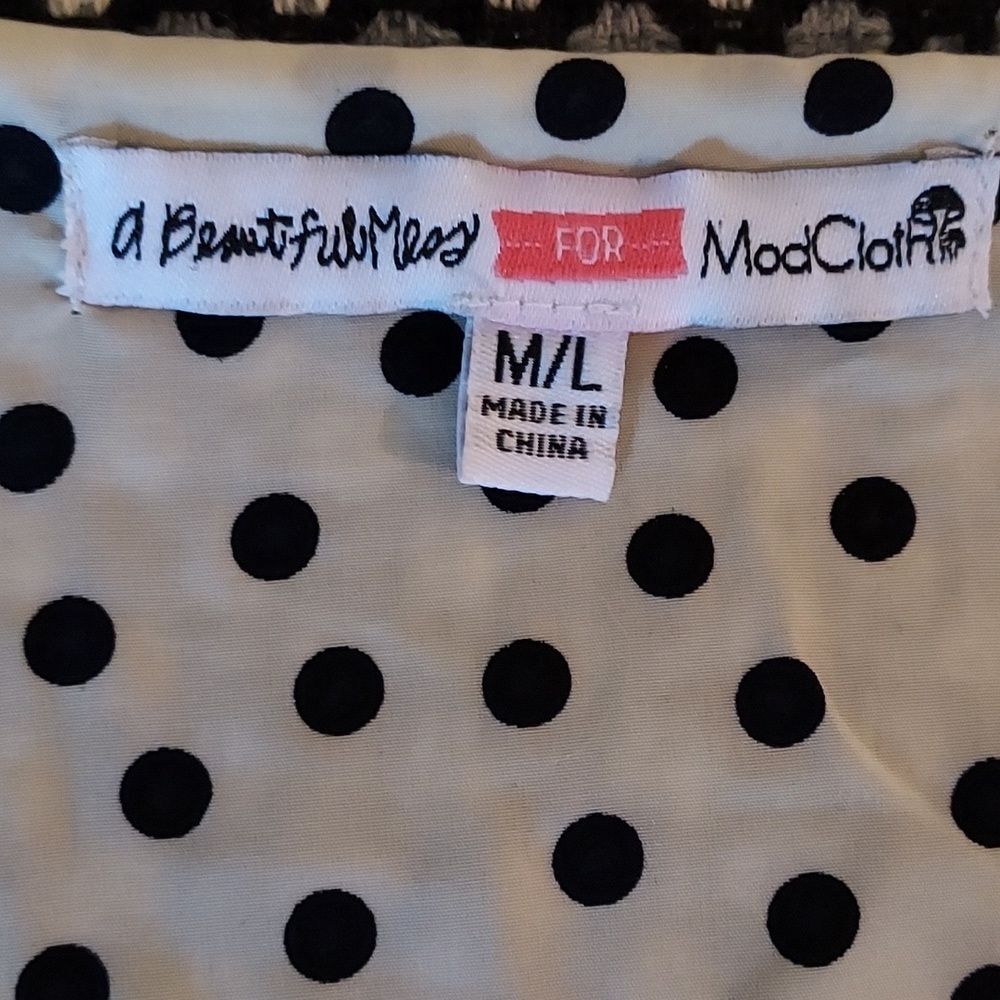 ModCloth x A Beautiful Mess Multicolored Mod-ern Times Cape - Picture 6 of 11